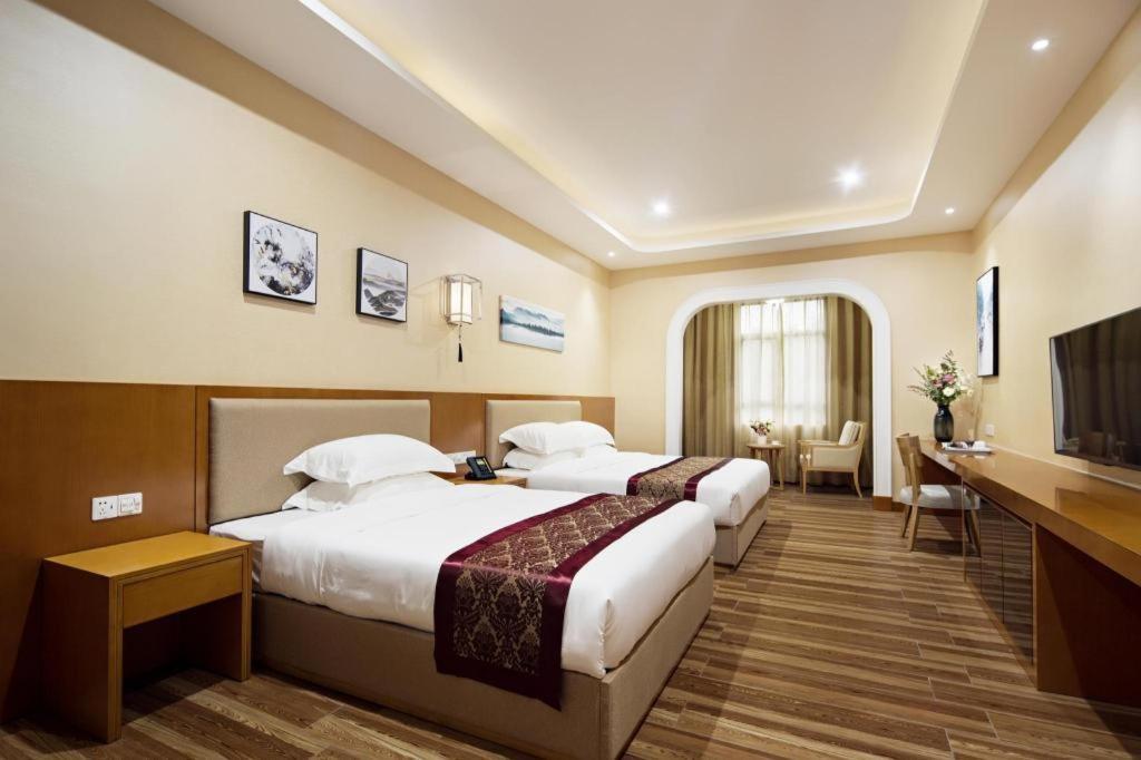 Cheermore Recreation Hotel Guangzhou Zhimao Yuan Ecological Spa Leisure Hotel Exterior photo